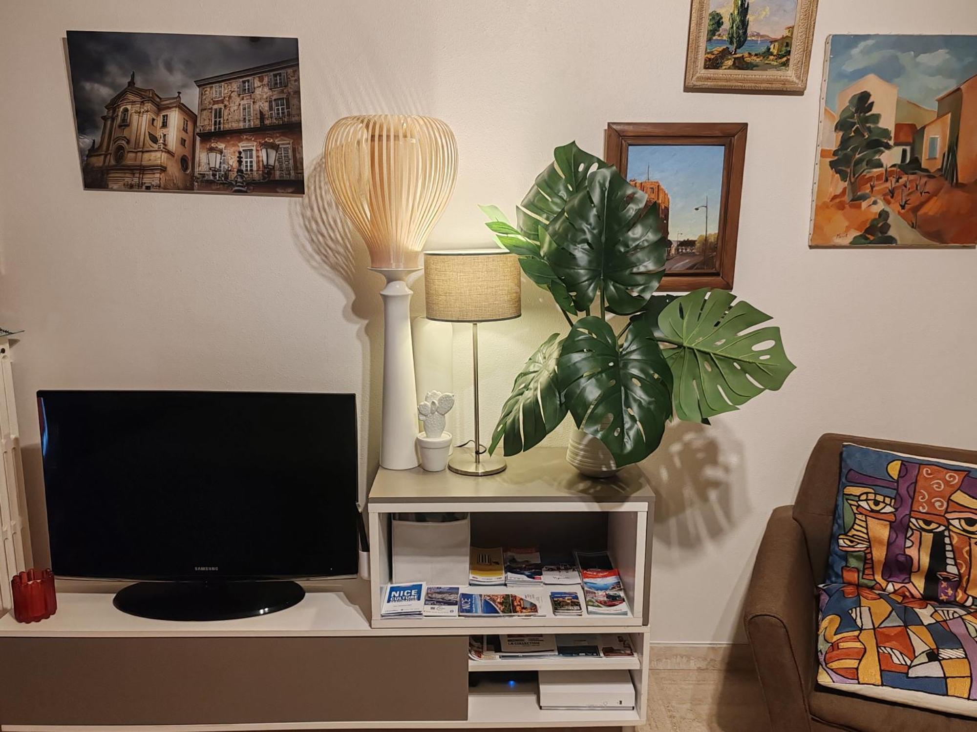 Central Studio Νίκαια Εξωτερικό φωτογραφία